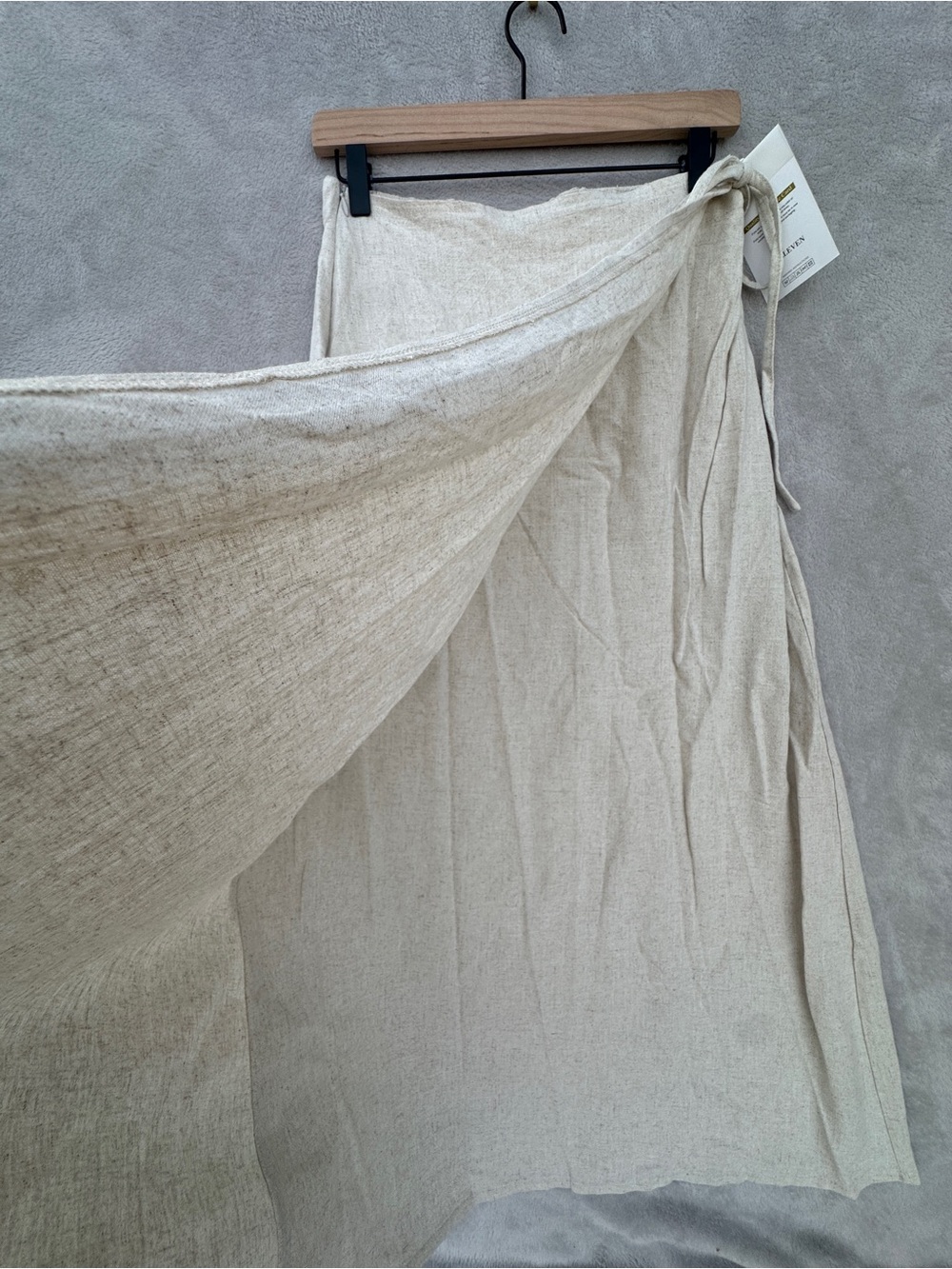 NWT Wrap Skirt, linen blend - Picture 4 of 6